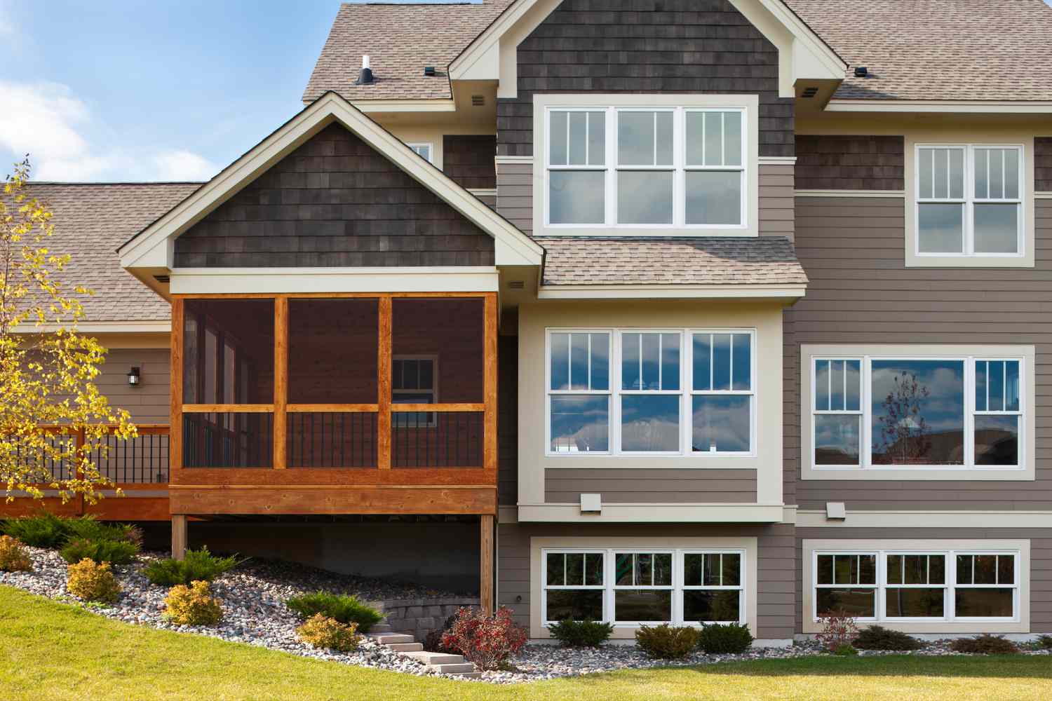 Home exterior windows