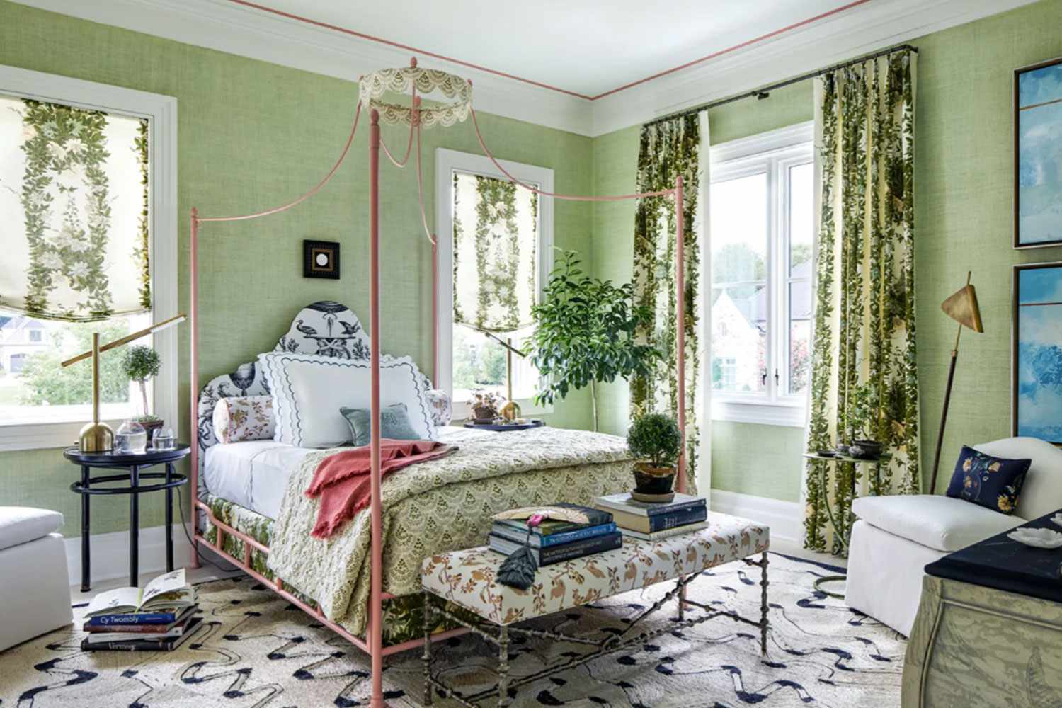 Bedroom decorated with pattern drenching