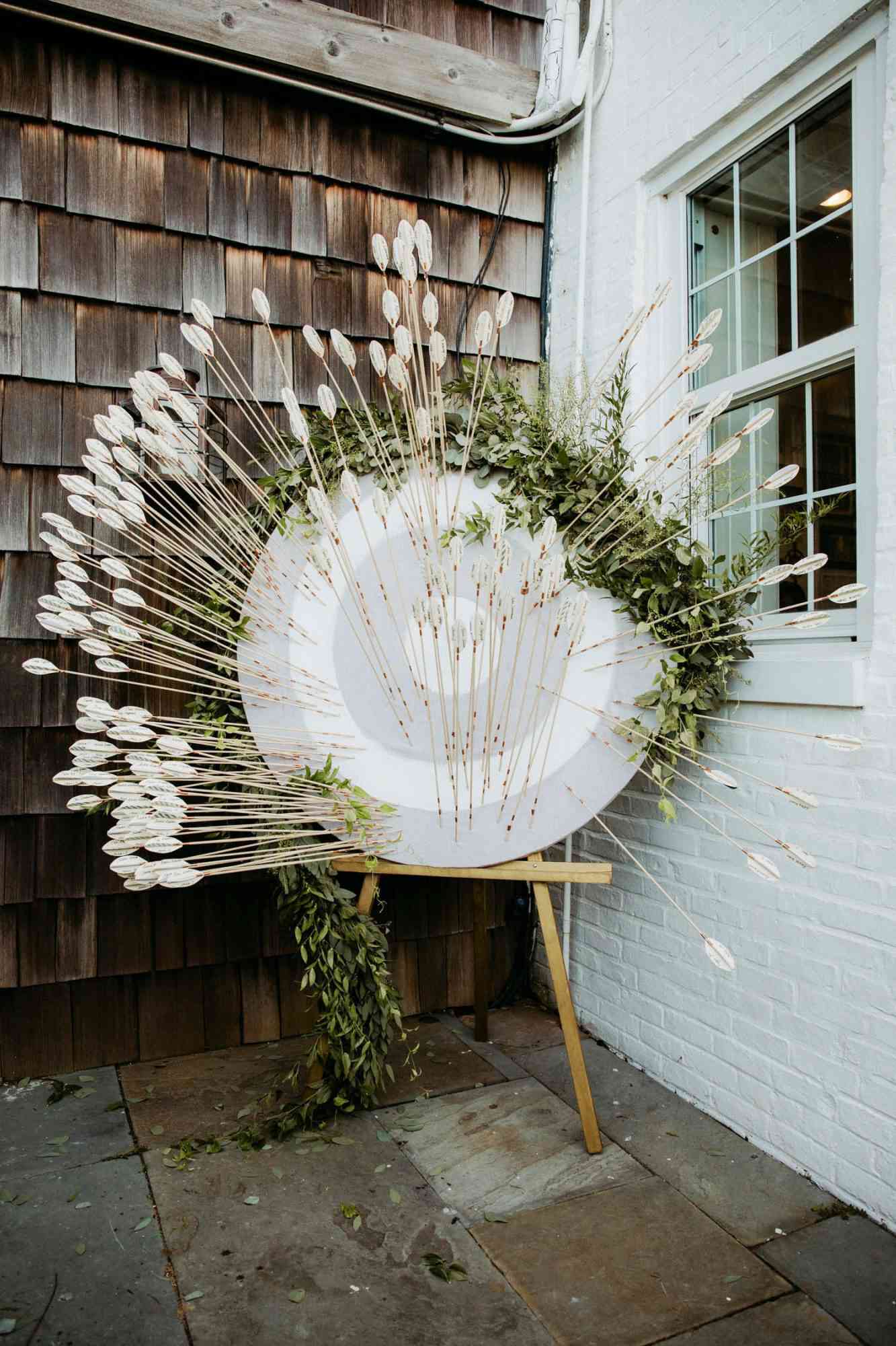 arrow wedding escort cards