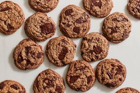 sourdough chocolate chip cookies