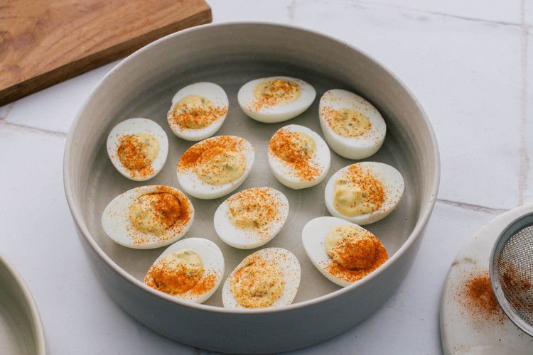 deviled eggs with relish