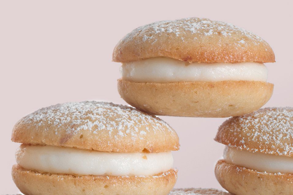 Banana Whoopie Pies