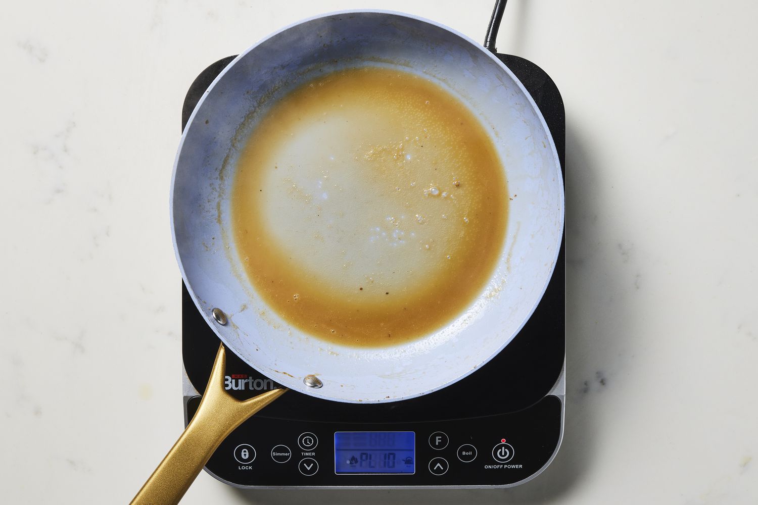 Deglazing pan