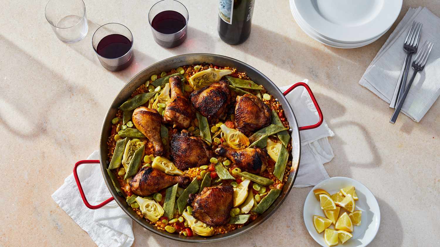 paella valenciana with chicken