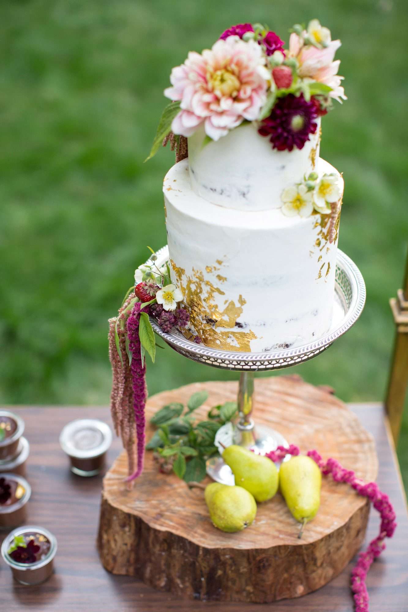 white floral cake gold leaf