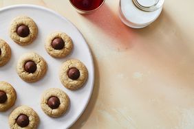 peanut butter blossom cookies