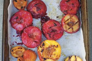 bbq-grilled-fruit-m108613.jpg