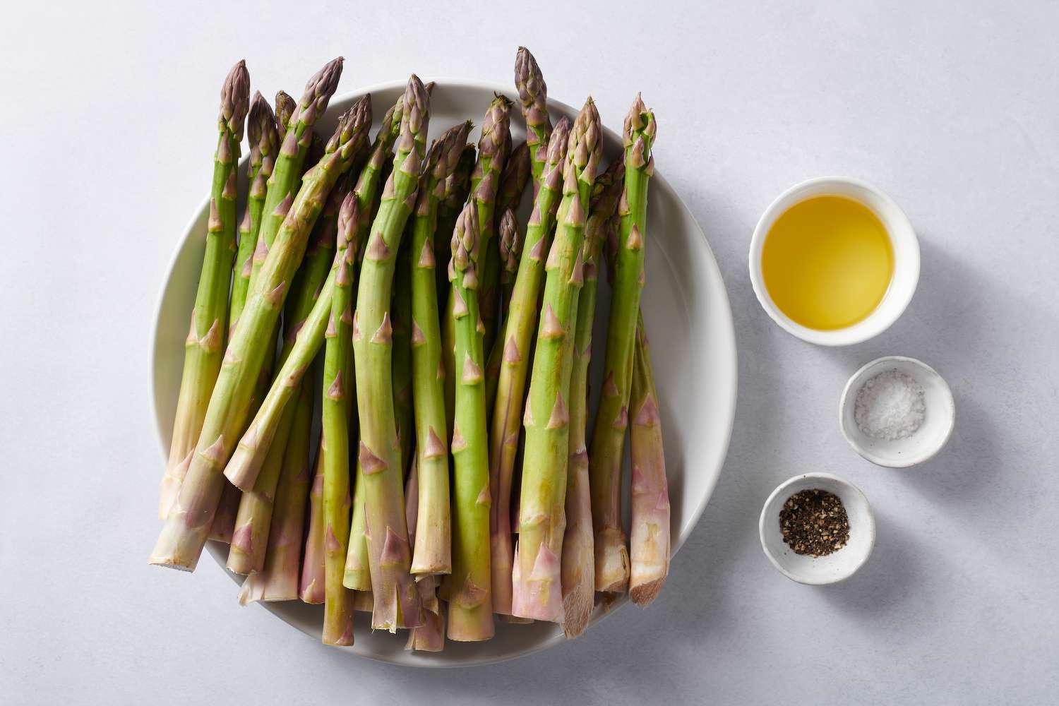ingredients for roasted asparagus