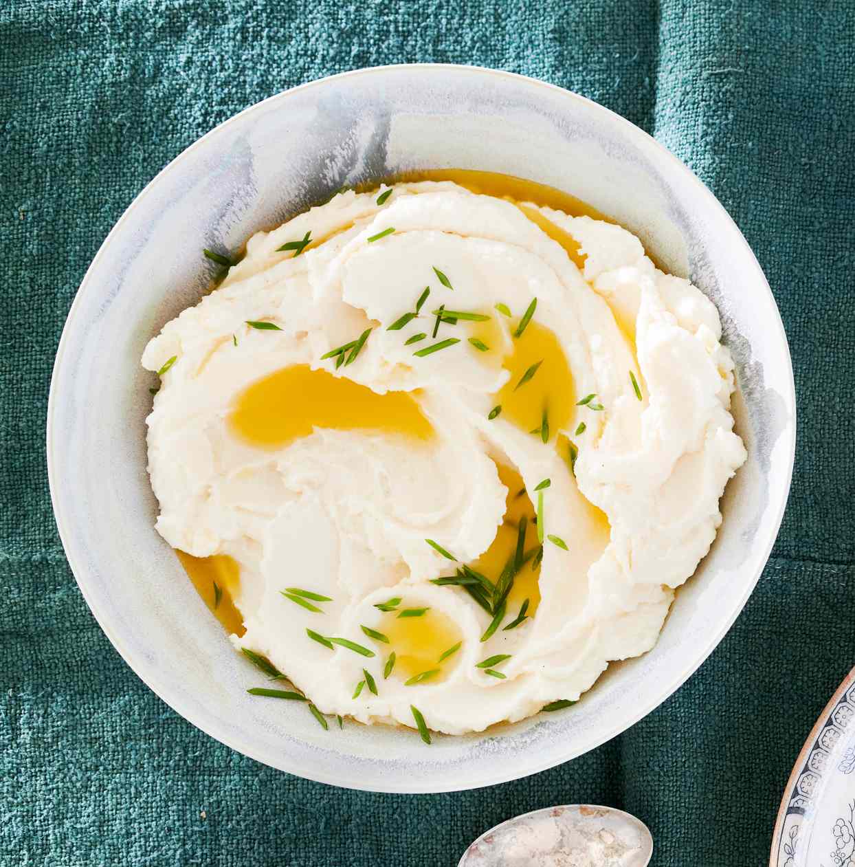 Sour-Cream and Chive Mashed Potatoes