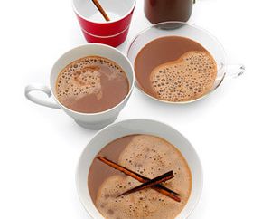 mld103037_1207_hotchoco.jpg