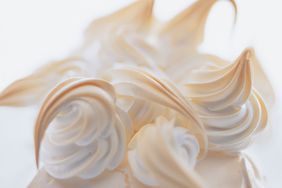 Meringue Detail