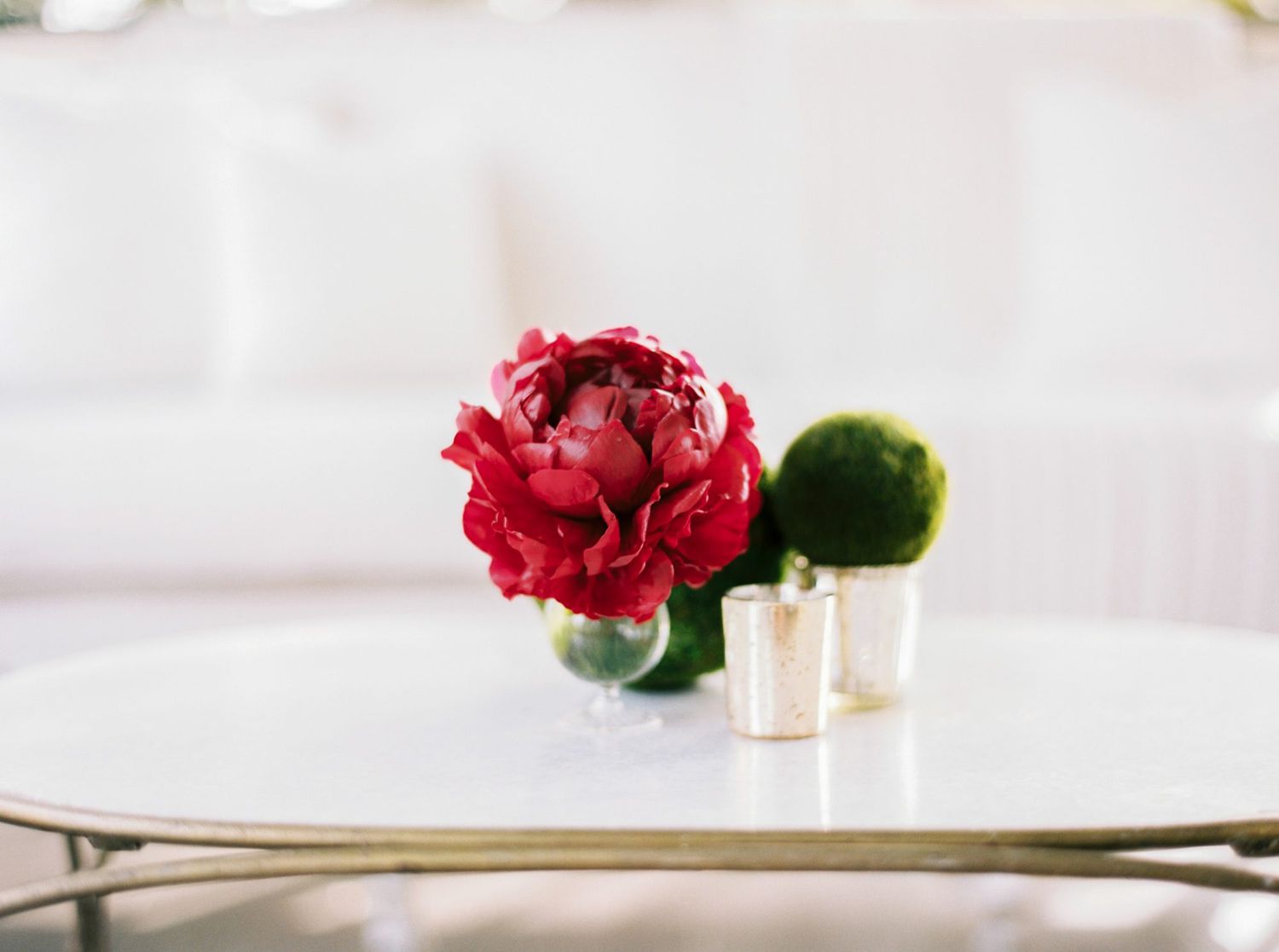 simple wedding centerpiece