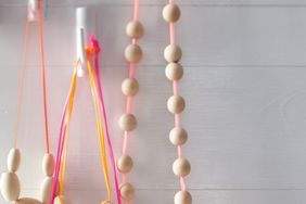 lanyard-necklaces-mld108754.jpg