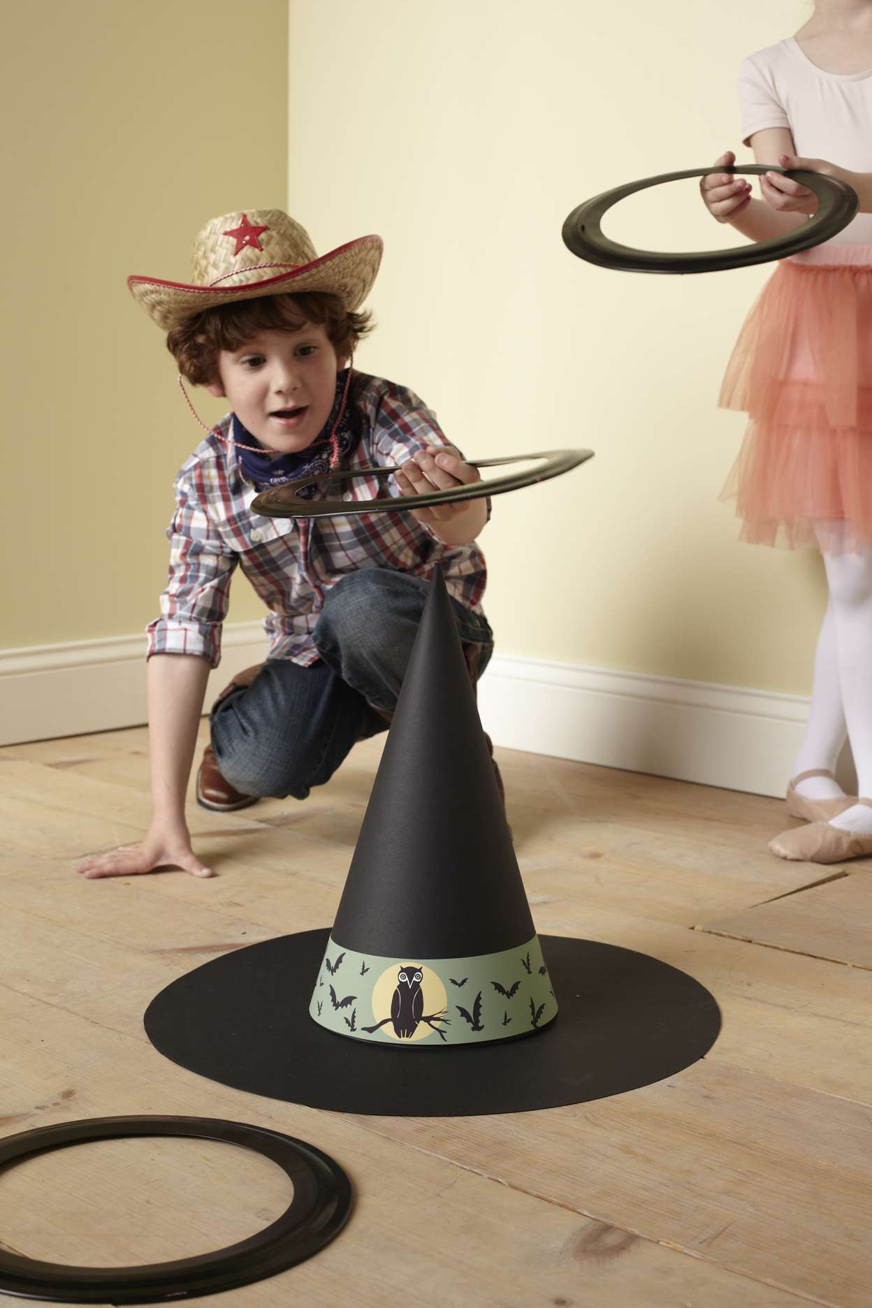 witch's hat ring toss game for Halloween