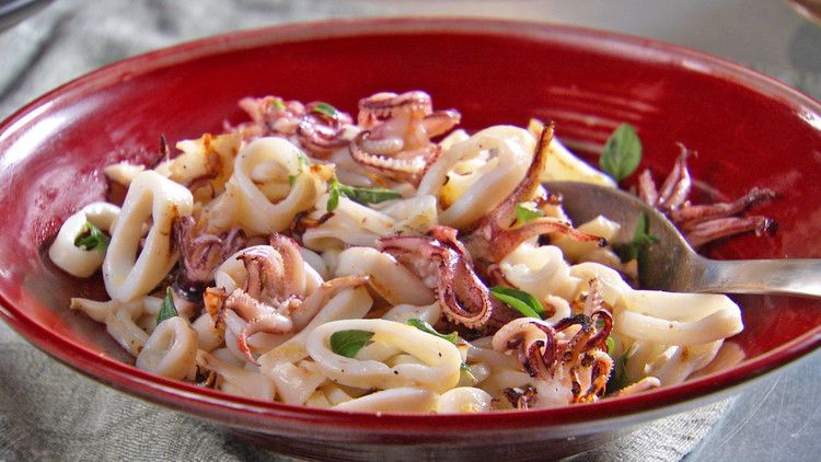 mh_1064_grilled_calamari.jpg