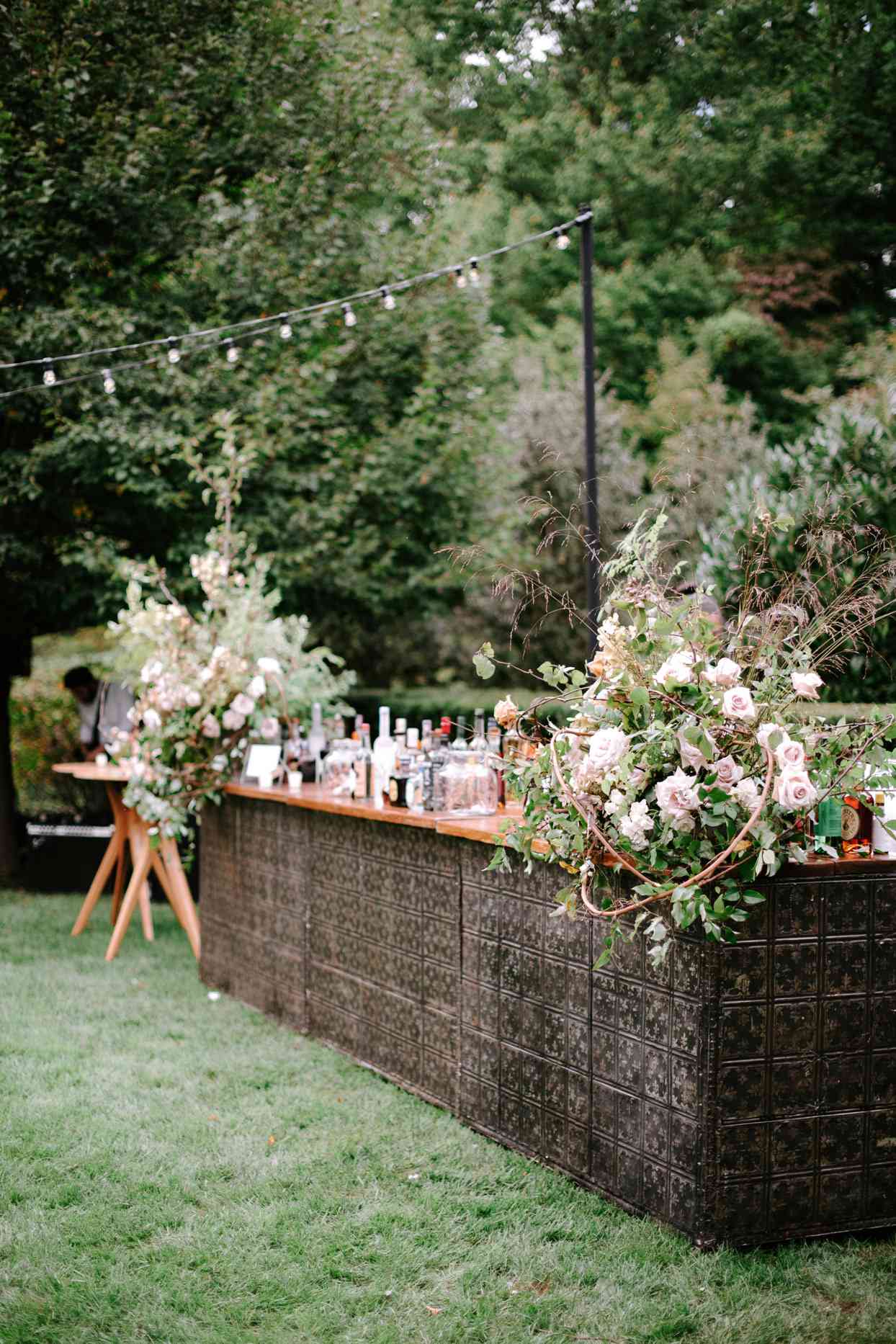 neutral tones outdoor wedding bar
