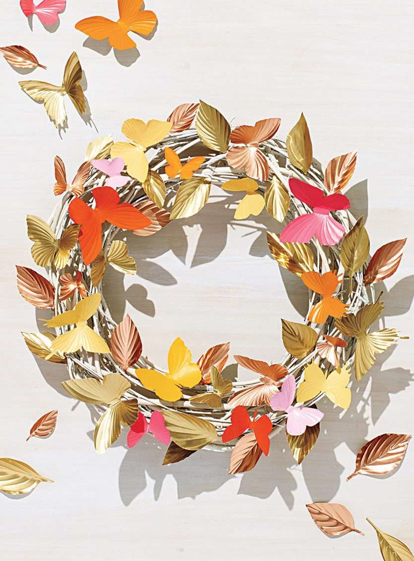 spring-wreath-opener-217-d112760-0416.jpg