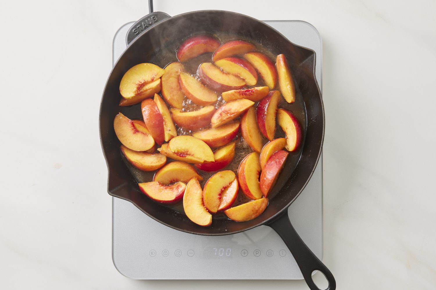 Caramelized Skillet Peaches