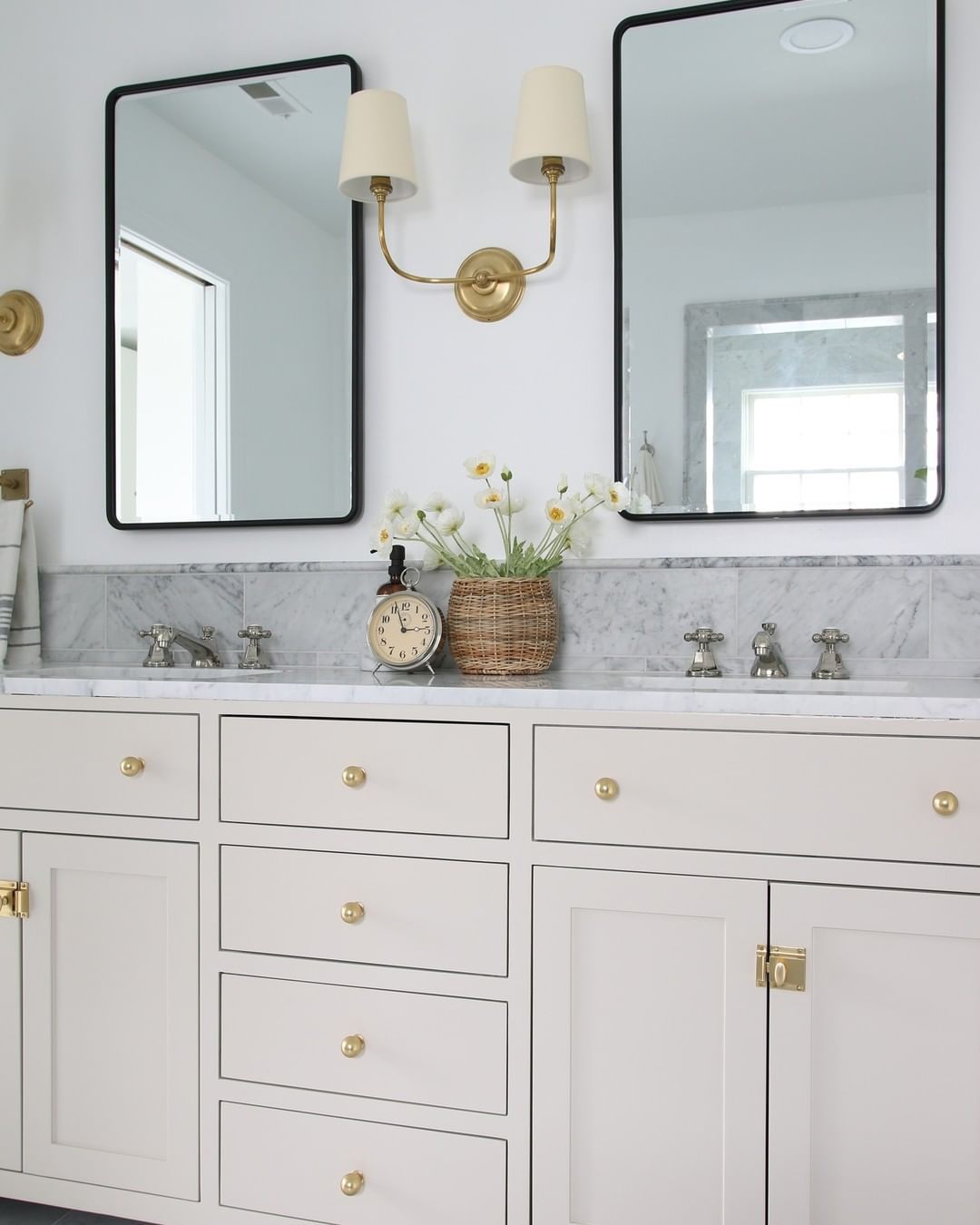 Sherwin Williams Accessible Beige Bathroom