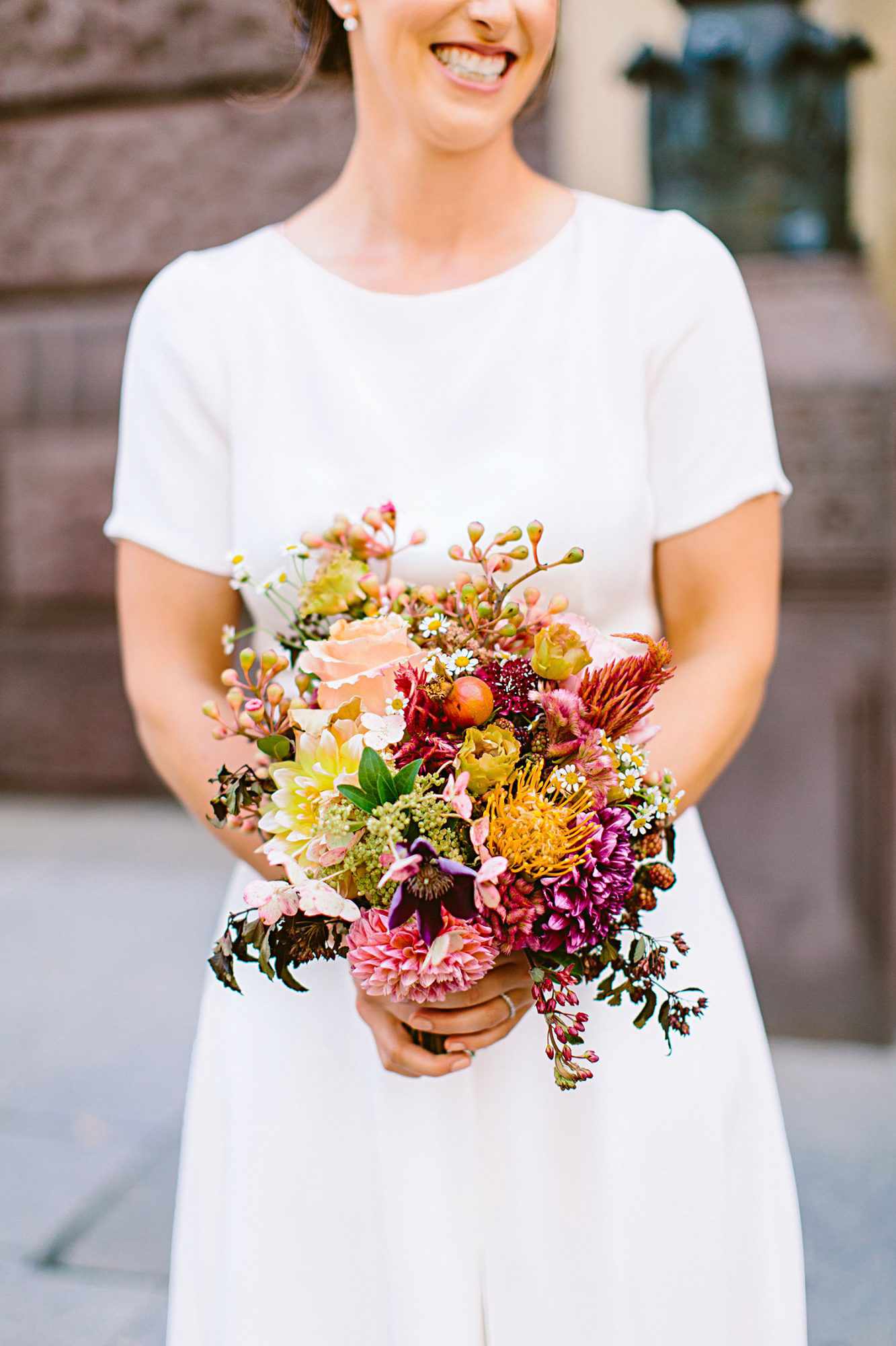 deborah meryl wedding bouquet