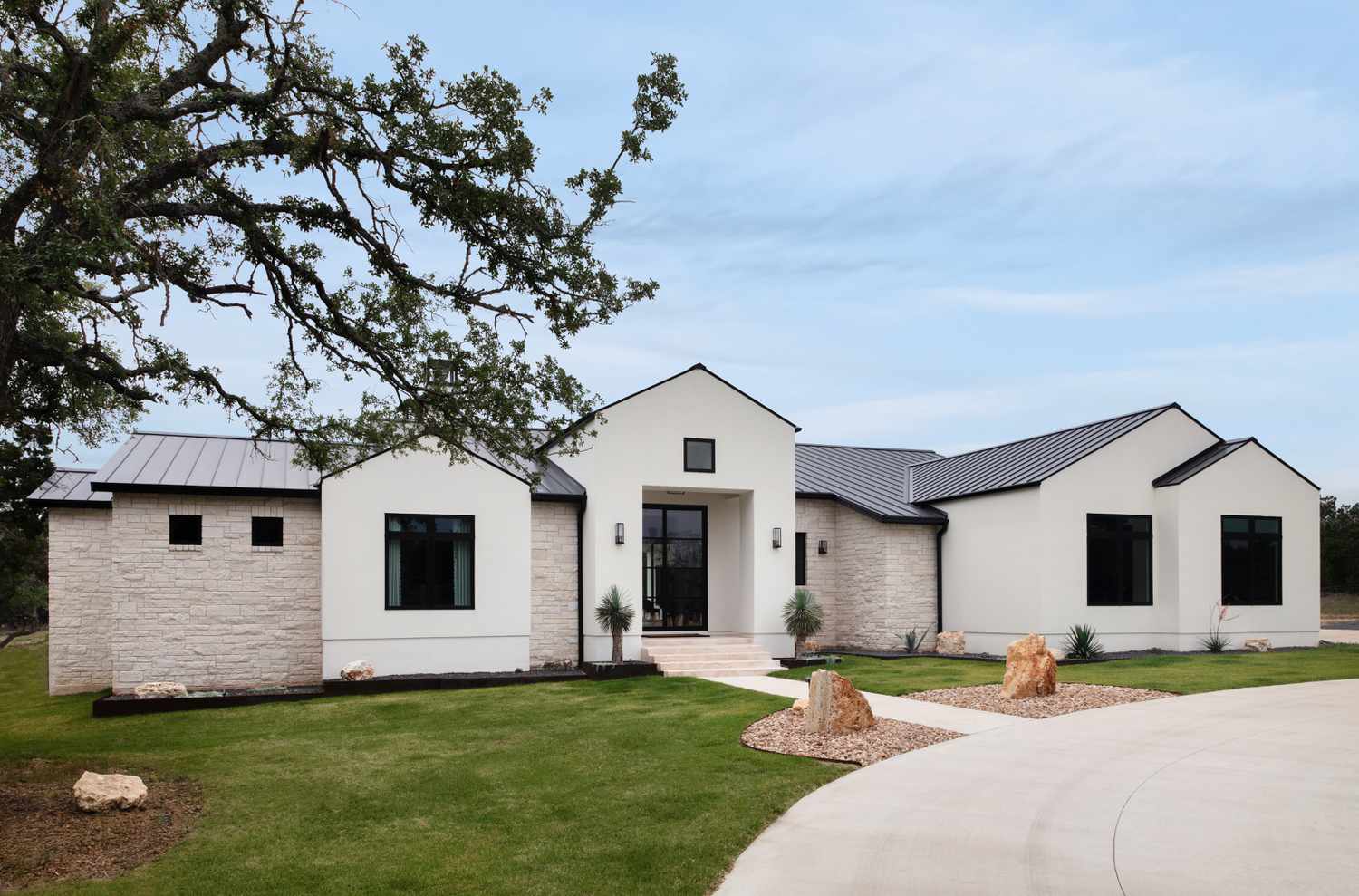 Large boulders modern landscaping