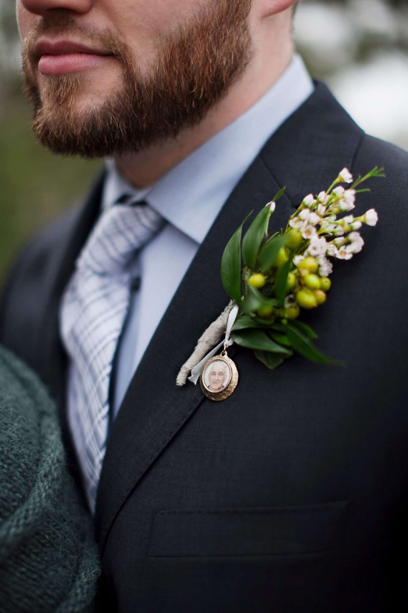 boutonniere family photo charm
