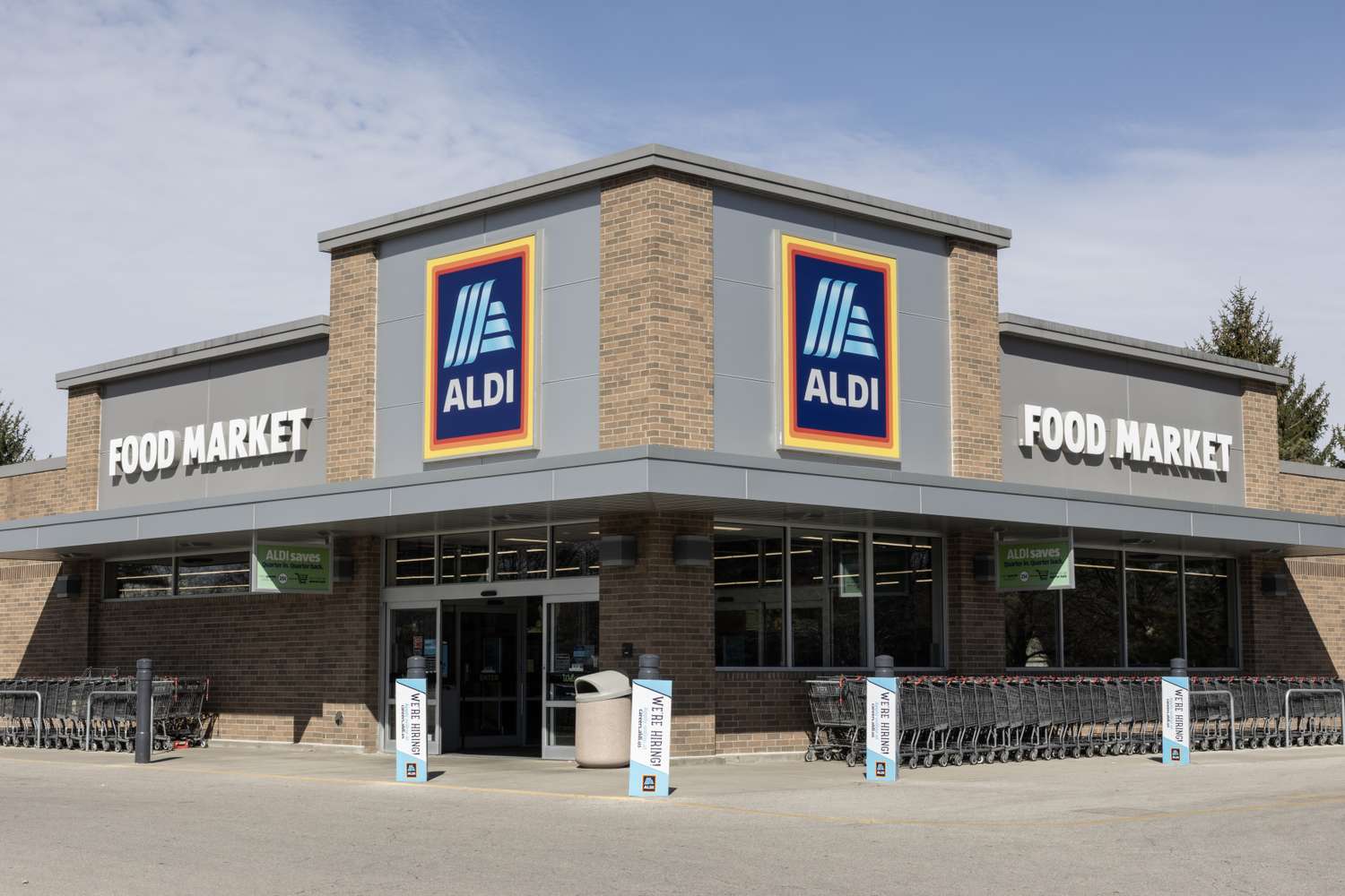 An Aldi grocery store building with signage and entrance visible
