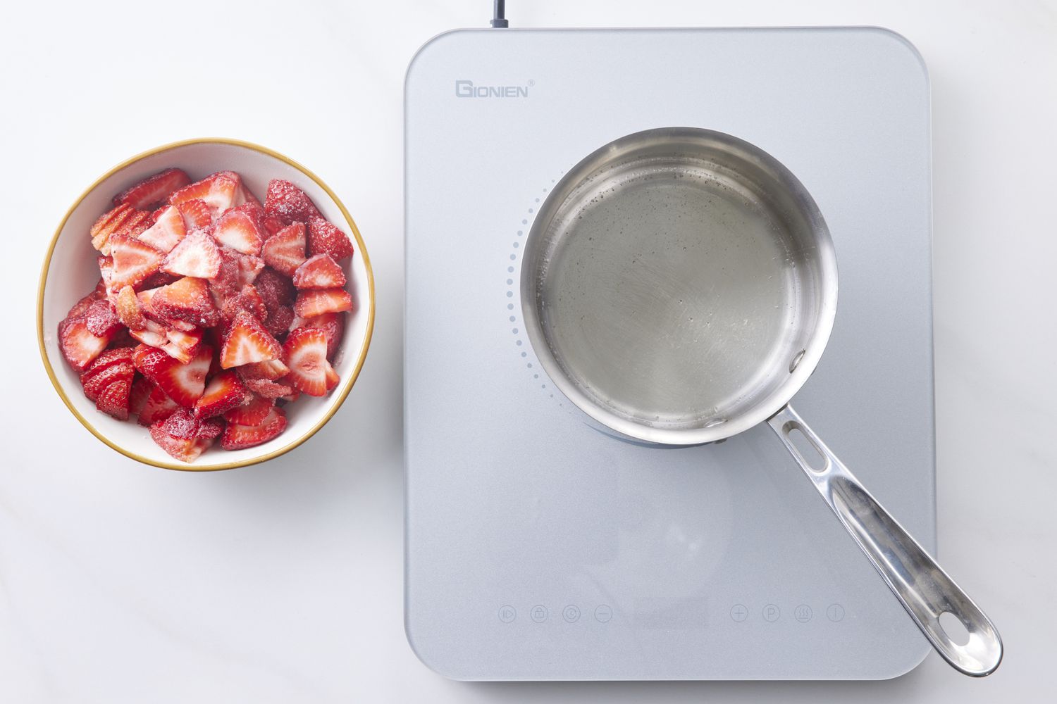 Strawberry Cream Cake