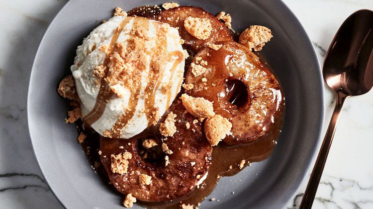 apple sundae with cider caramel