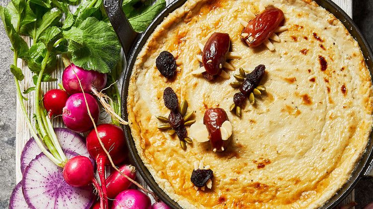 Warm Black-and-Blue Cheese Dip