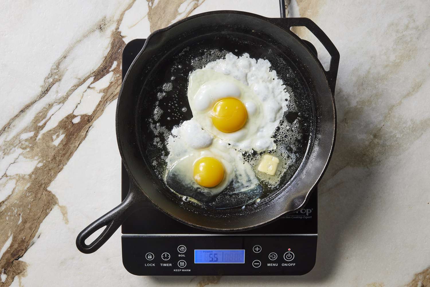 Eggs in frying pan