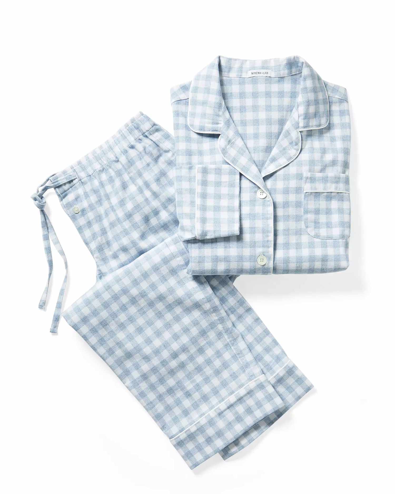 A set of pajamas