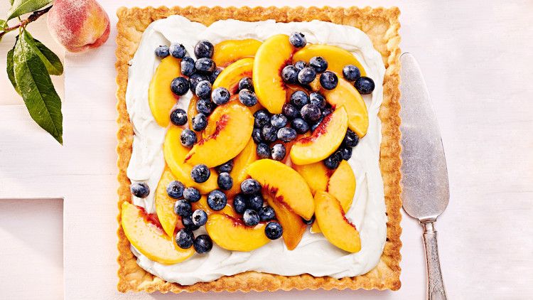 peach and blueberry tart with cream cheese filling
