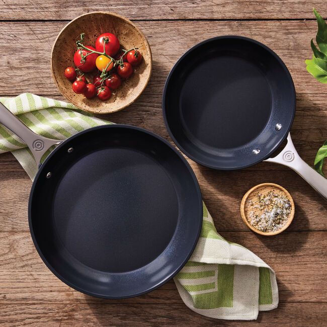 Essential non-stick ceramic 2-piece fry pan set from Le Creuset. 