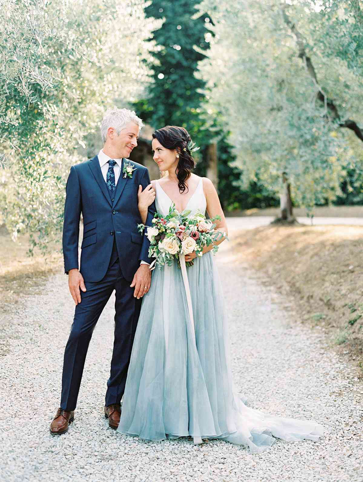 kelly pete wedding couple on gravel path