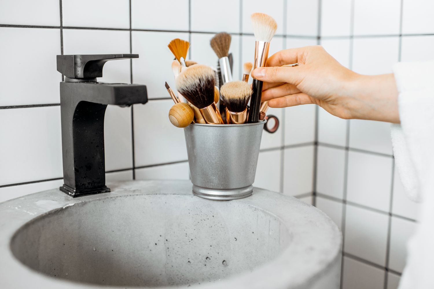 Clean makeup brushes