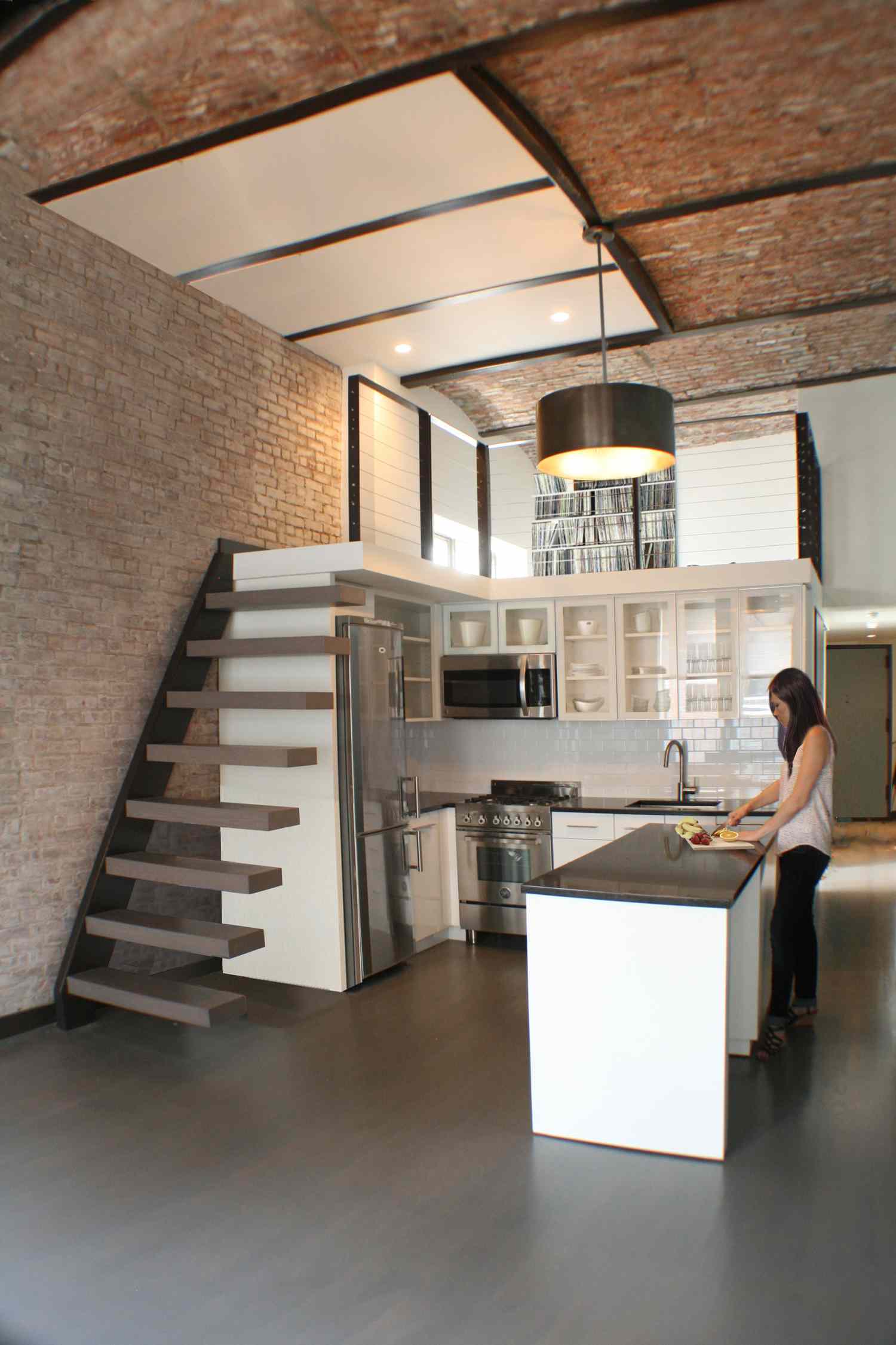 Small floating stairs