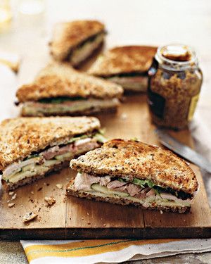 Turkey, Cheddar, and Green Apple Sandwich