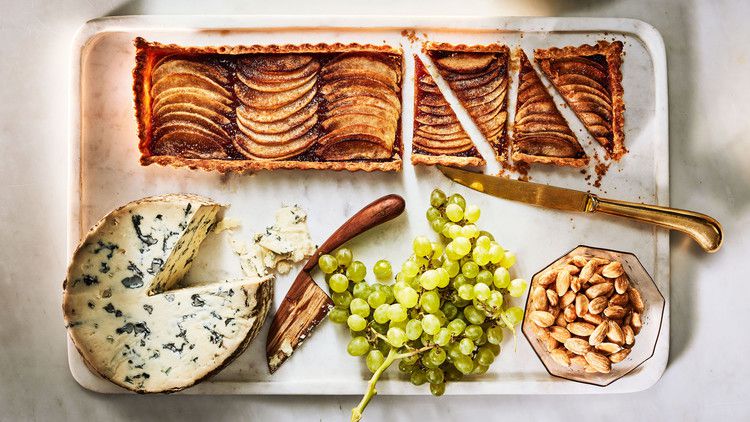 apple membrillo tart