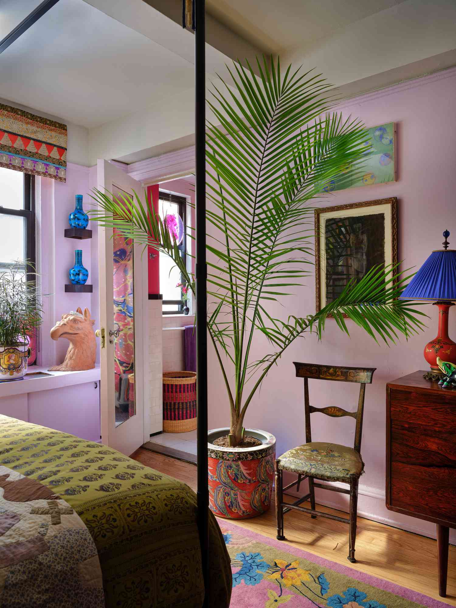 a light purple living room