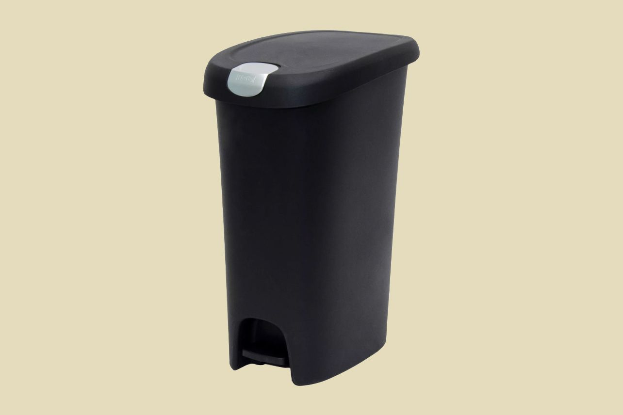 Hefty 12.3gal Slim Step Trash Can with Locking Lid in Black