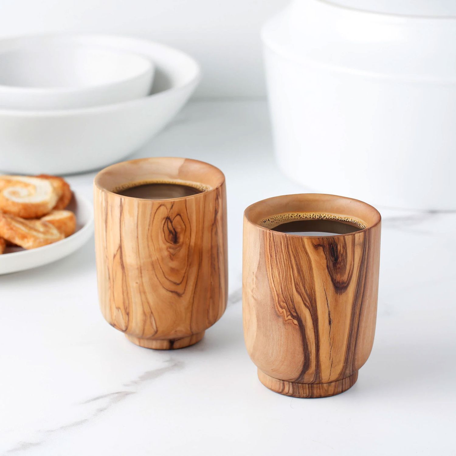 Wooden cup set