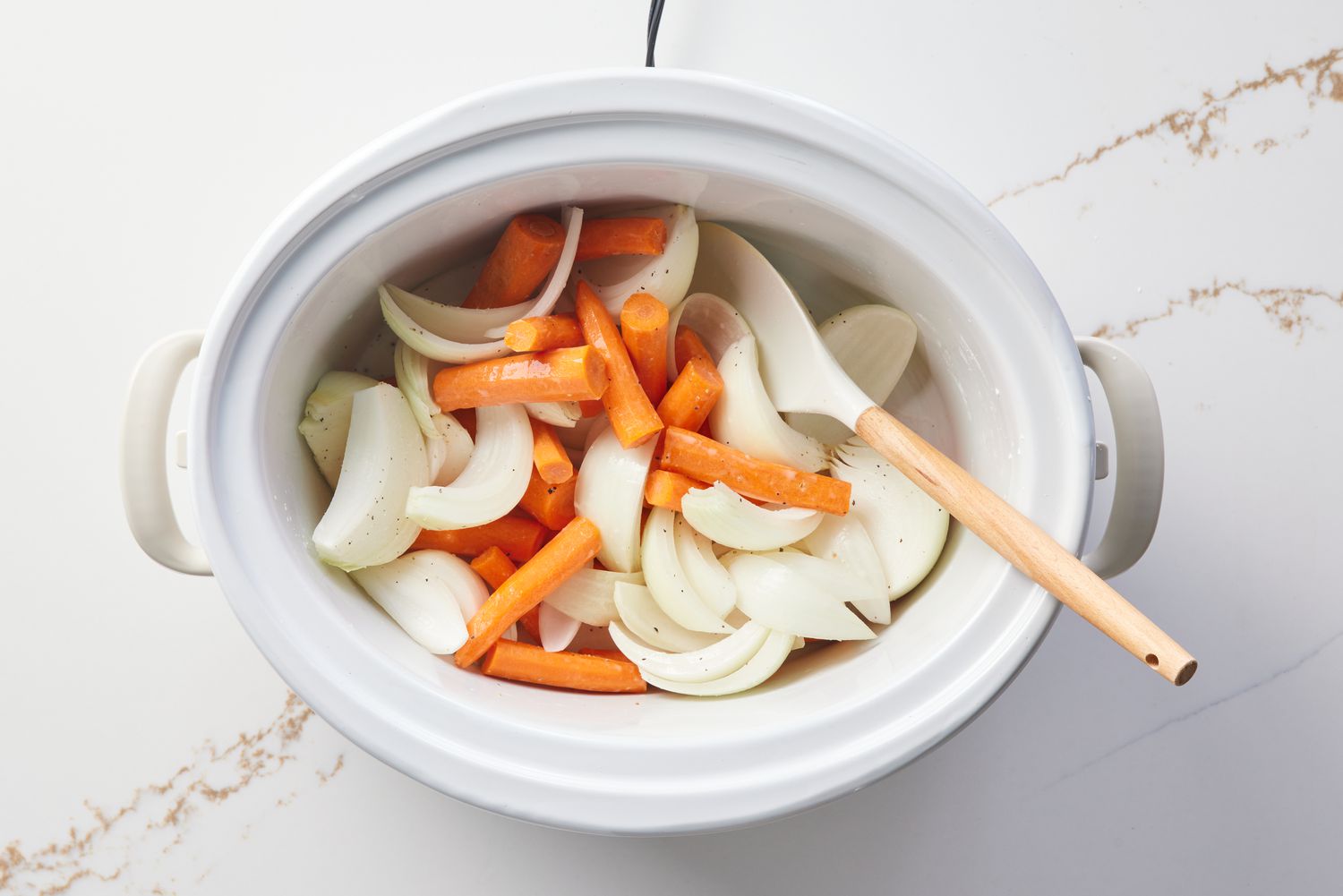Slow-Cooker Pot Roast step1