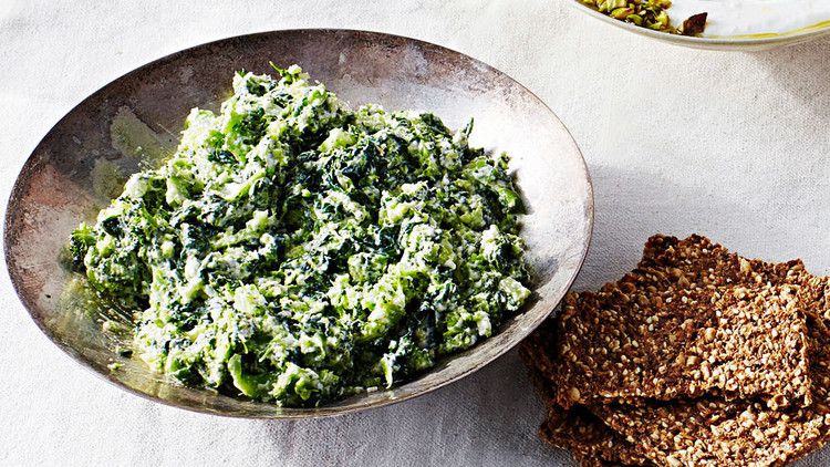 creamy broccoli spinach dip