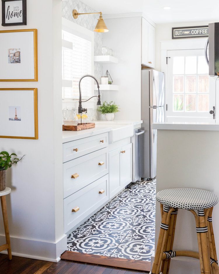 patterned kitchen floor tile