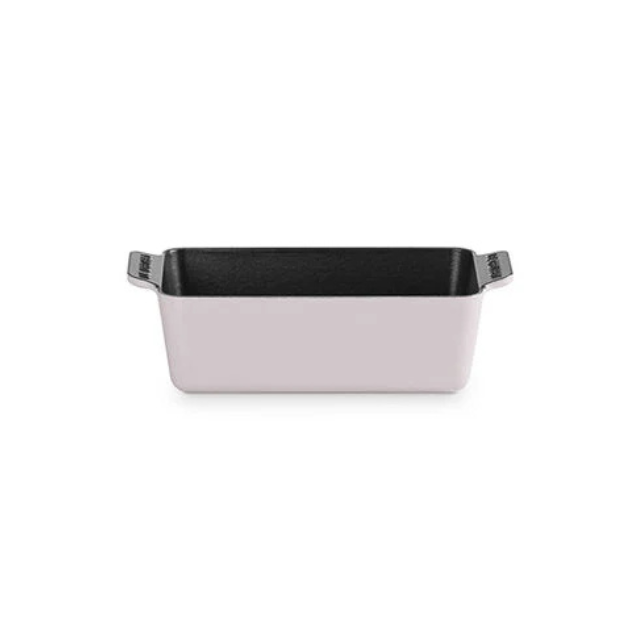 Rectangular baking dish with handles