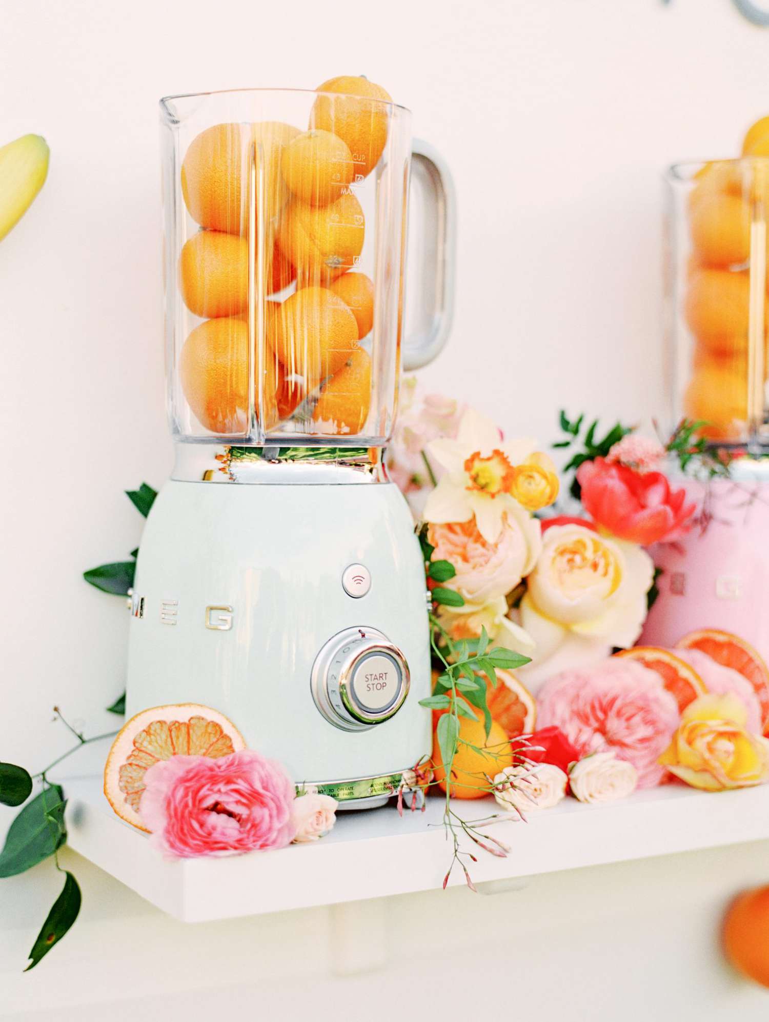 cavin david wedding orange smoothie blender decorations