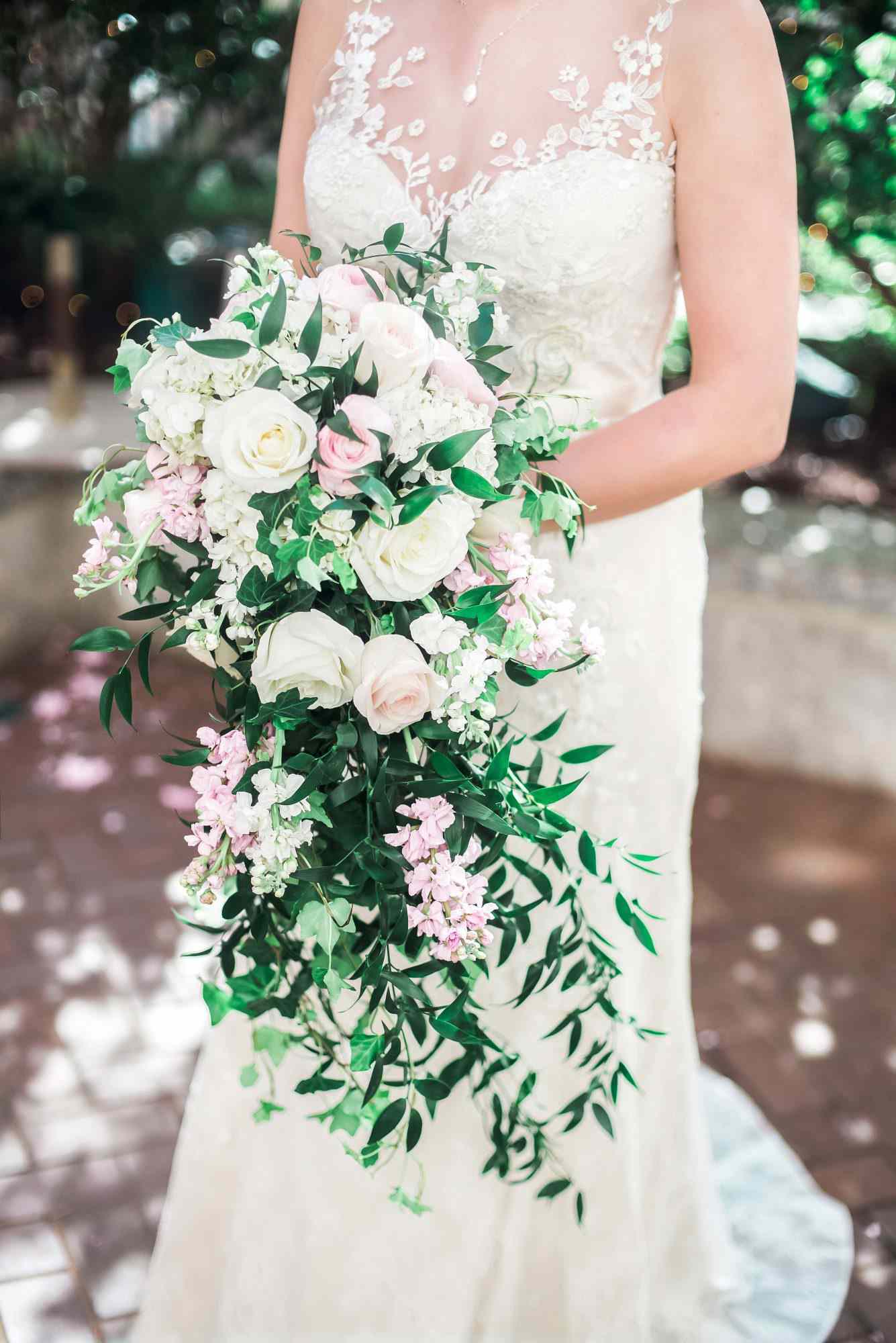 roses cascading bouquet