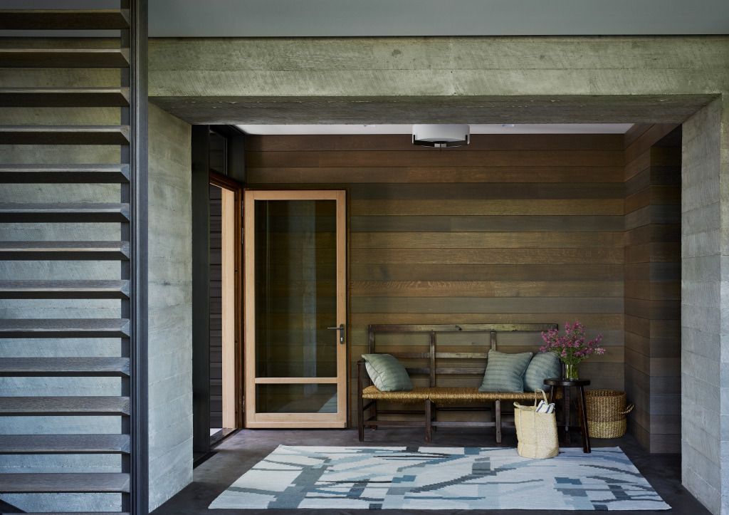 Sophisticated Mudroom Design Idea