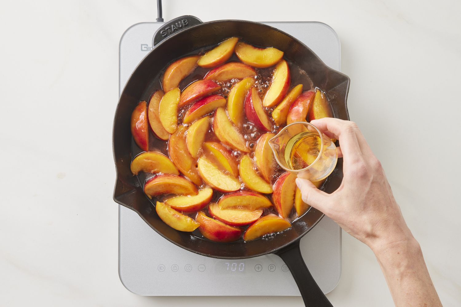 Caramelized Skillet Peaches